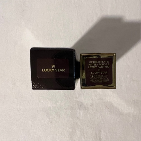 💋NIB💋 TOM FORD ✨Lucky Star✨ Lipstick a Rich Red - Picture 7 of 9